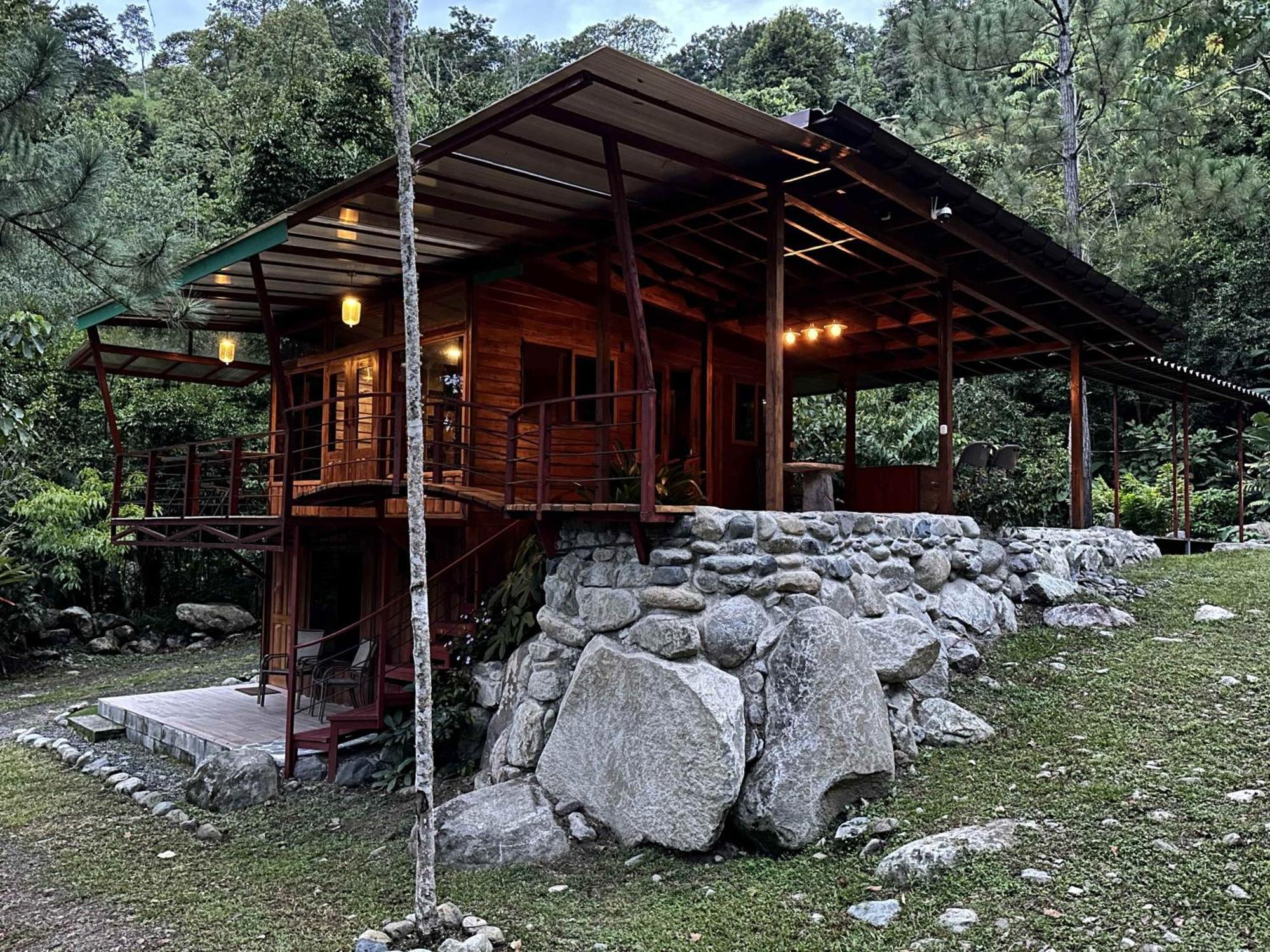 Hotel De Montana El Pelicano San Isidro De El General エクステリア 写真