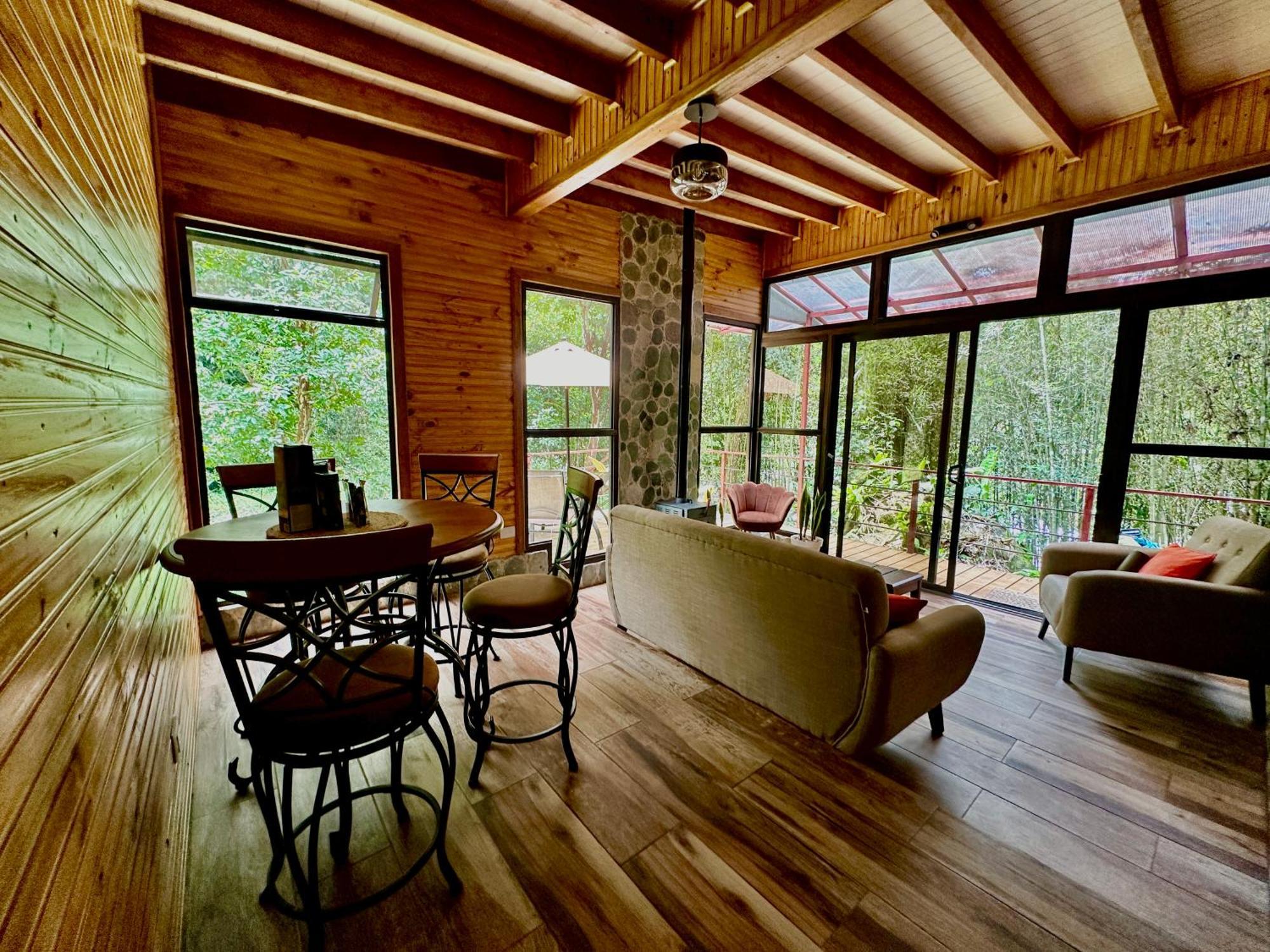 Hotel De Montana El Pelicano San Isidro De El General 部屋 写真
